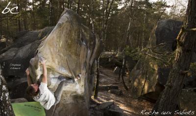 Ixi in "Chapeau chinois"